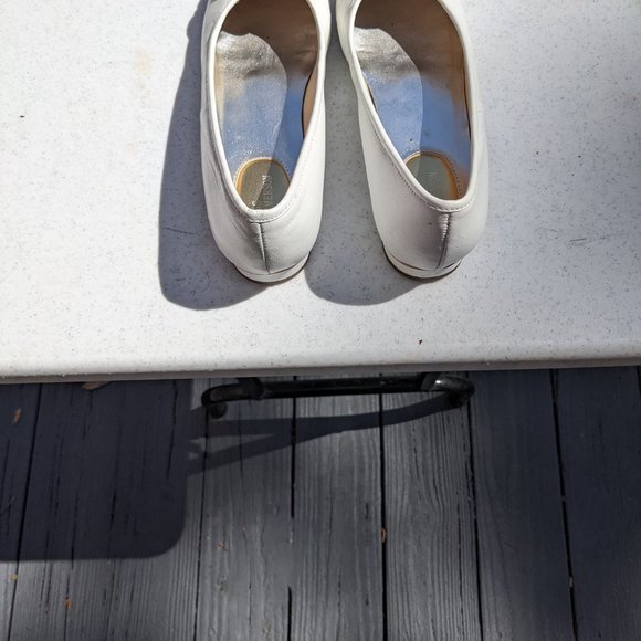 Shoes - Picture 2 of 3